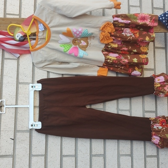 🦃 Outfit - Picture 11 of 11